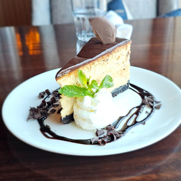 chocolate peanut butter cheesecake