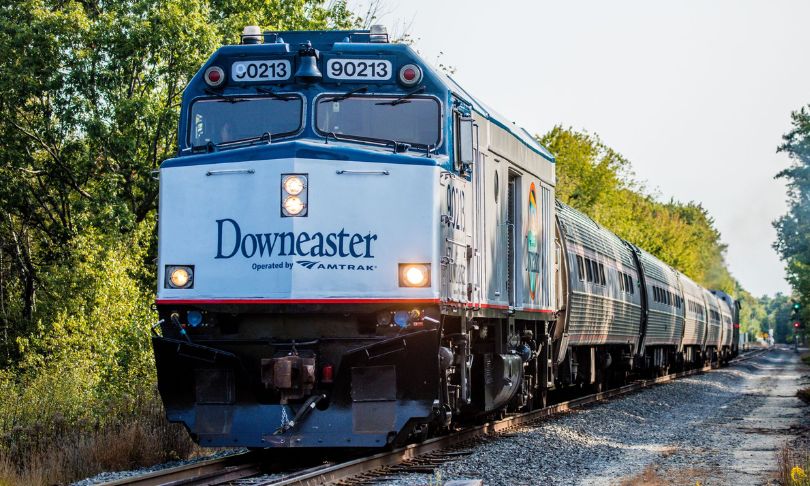 amtrak downeaster train